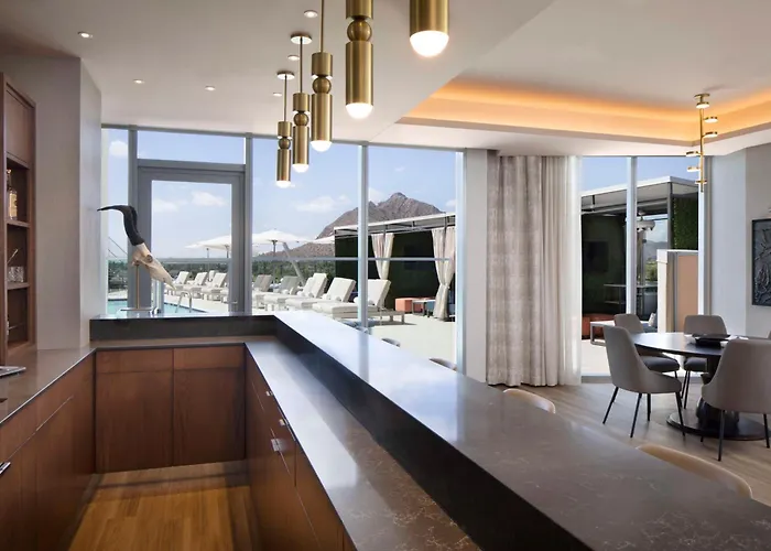 Caesars Republic Scottsdale, A Hilton 4* Scottsdale