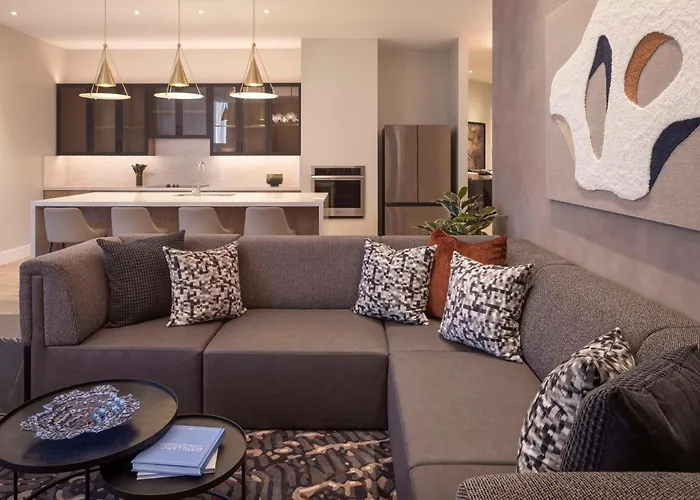Caesars Republic Scottsdale, A Hilton 4*