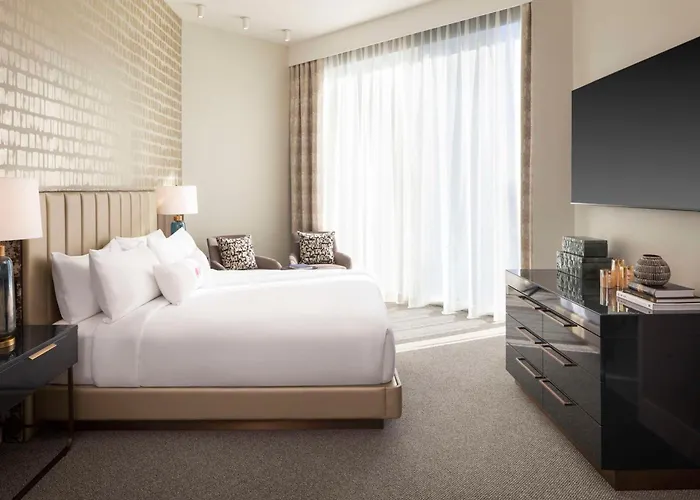 Caesars Republic Scottsdale, A Hilton