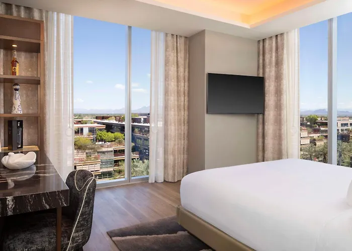 Caesars Republic Scottsdale, A Hilton 4*