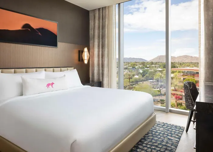 Caesars Republic Scottsdale, A Hilton 4* Scottsdale