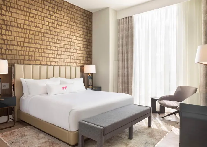 Caesars Republic Scottsdale, A Hilton 4*