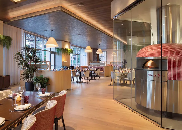 Caesars Republic Scottsdale, A Hilton 4*