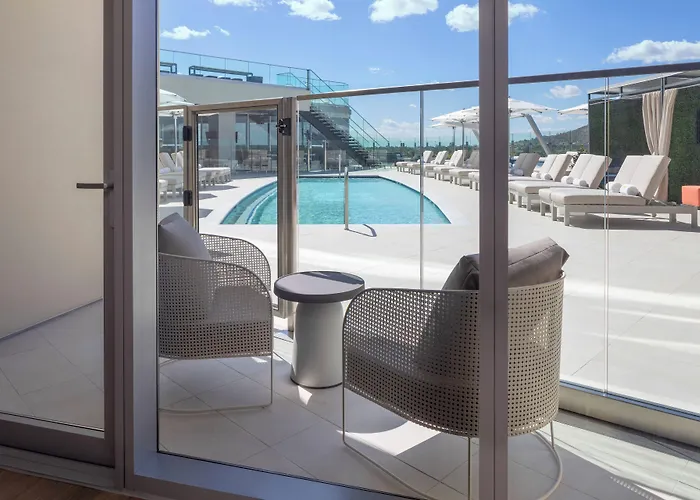 Caesars Republic Scottsdale, A Hilton Hotel Scottsdale