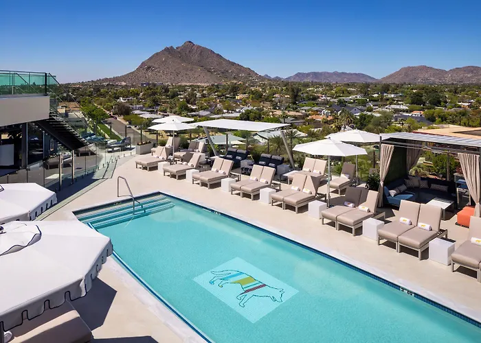 Caesars Republic Scottsdale, A Hilton Hotel